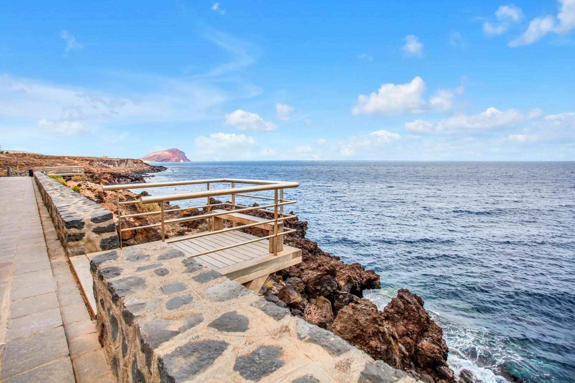 Ocean Blue, Next To The Ocean, Fast Wi-Fi Apartment Los Abrigos Ngoại thất bức ảnh